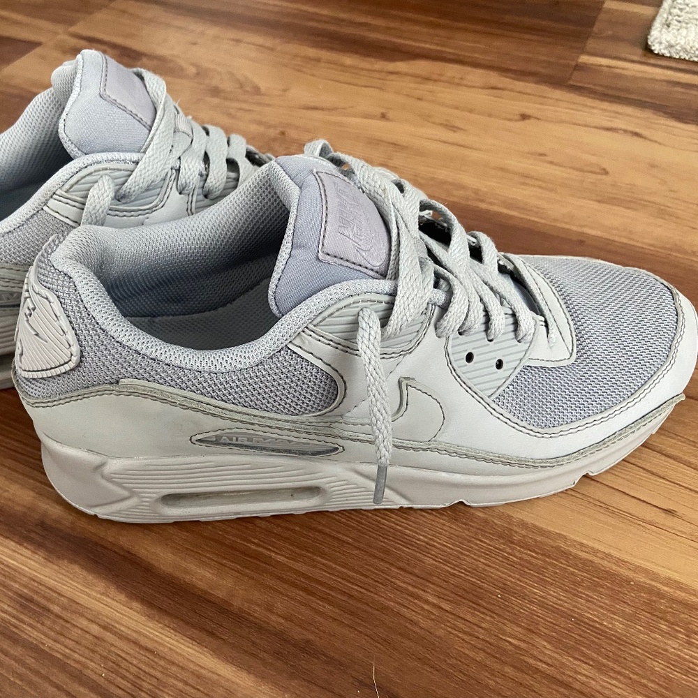 Air Max 90 Grey